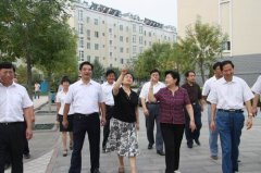 省人大、省建设厅调研组来辉煌庄园检查调研